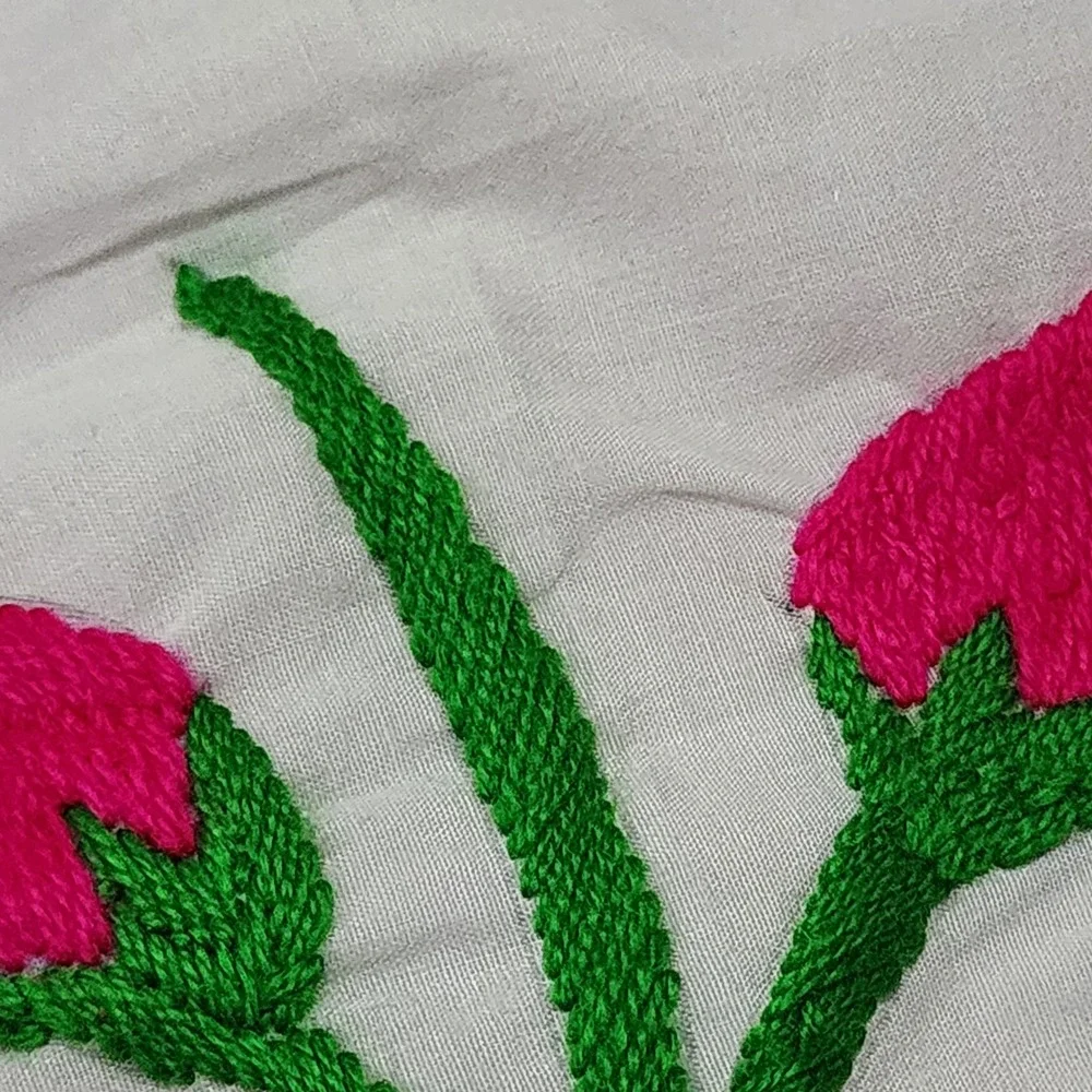 Vintage Hand Embroidered Dios Te Bendiga Floral Pillowcase Spanish Blessing